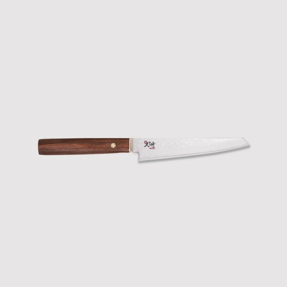 couteau_utilitaire_de___a_0.webp Fashion Couteau utilitaire de 5 15/16" avec manche en bois de noyer Pro Batterie De Cuisine