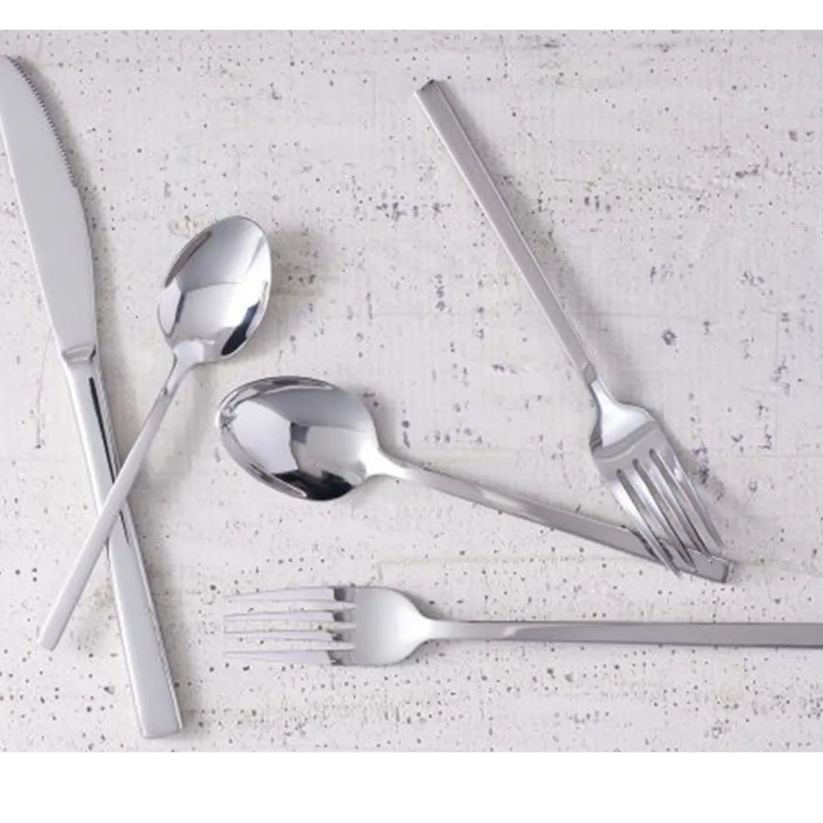 cuillre__th_de___lissome__0.webp Sale Cuillère à thé de 6 1/8" Lissome - 12 par boite Coutellerie