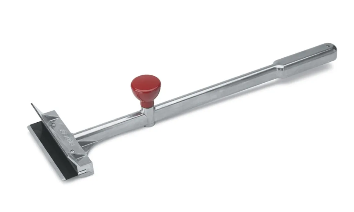 grattoir_pour_plaque__fri_0.webp Clearance Grattoir pour plaque à frire de 21 5/8" avec lame en aluminium Redco Ustensiles Et Outils De Cuisine