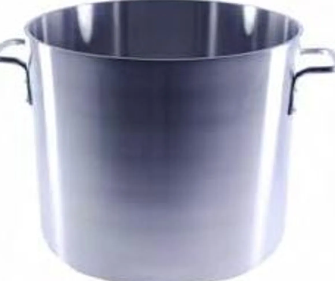 marmite_robuste_de__l_en__0.webp Discount Marmite robuste de 37.9 L en aluminium Batterie De Cuisine