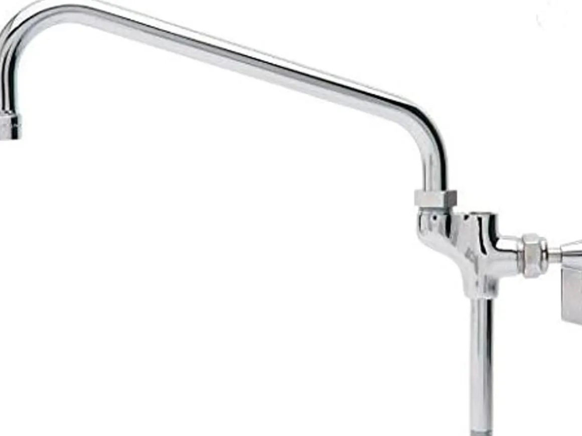 robinet_avec_sortie_rigid_0.webp Sale Robinet avec sortie rigide et bec pivotant de 12" pour prérince Robinetterie Commerciale