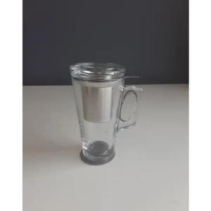 Hot Tasse à thé de 15 oz avec infuseur Tea Party - 24 par boite Vaisselle